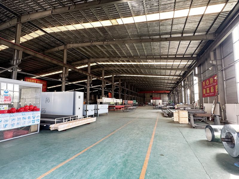Zhejiang Huier Coating Environmental Protection Equipment Co., Ltd manufacturer production line